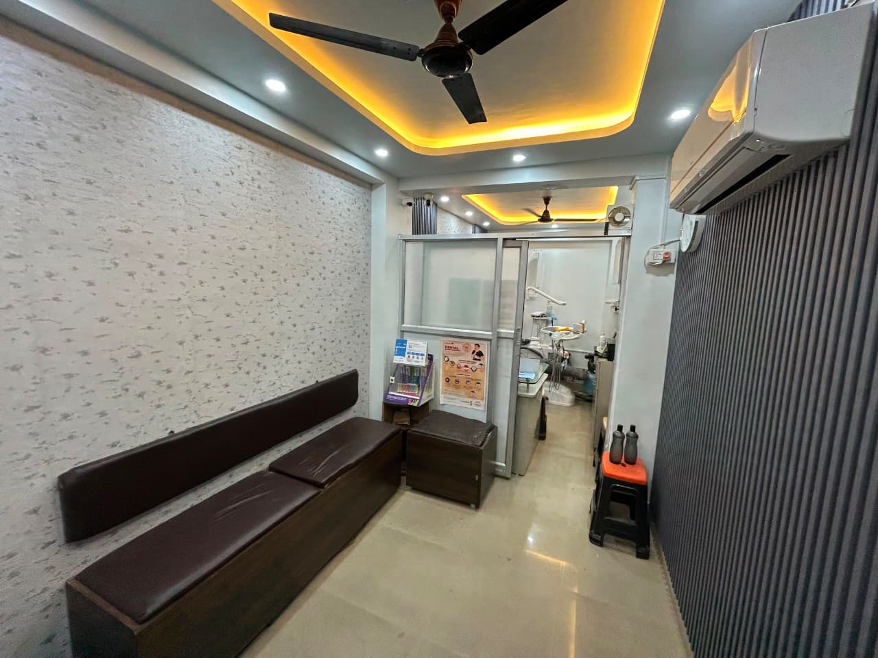 Dental Universe treatment room, Kestopur, Kolkata