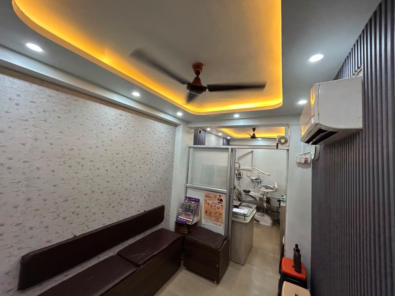 Consultation Area — Dental Universe, Kestopur